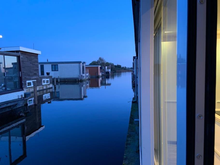 Quiet Waterloft Near Amsterdam And Schiphol Ws17 Hotel Aalsmeer Exterior photo